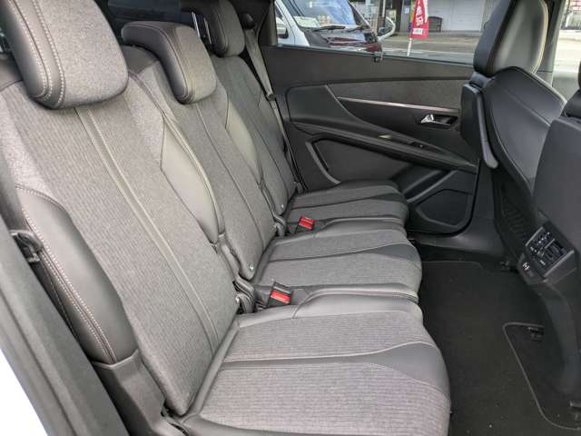 プジョー ５００８ ＧＴライン ブルーＨＤＩ ディーゼルターボ R2年 () 99