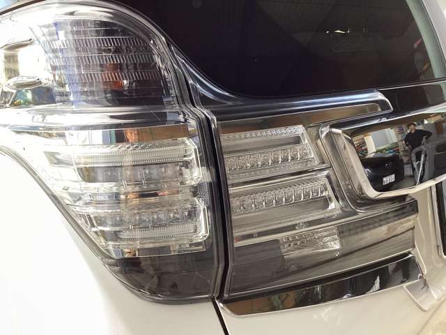 トヨタ ヴェルファイア ２．５ Ｚ Ａエディション H27年 (近畿) 99