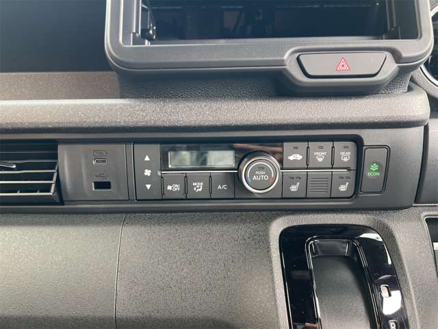 ホンダ Ｎ　ＢＯＸ カスタム ６６０ R8年 (近畿) 99