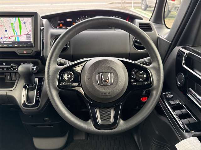 ホンダ Ｎ　ＢＯＸ カスタム ６６０ Ｌ R5年 (近畿) 99