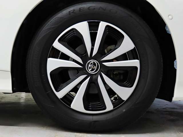 トヨタ プリウスＰＨＶ １．８ Ａ R1年 (東海) 99