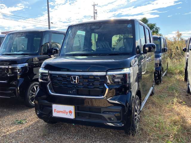 ホンダ Ｎ　ＢＯＸ カスタム ６６０ R8年 (東海) 99