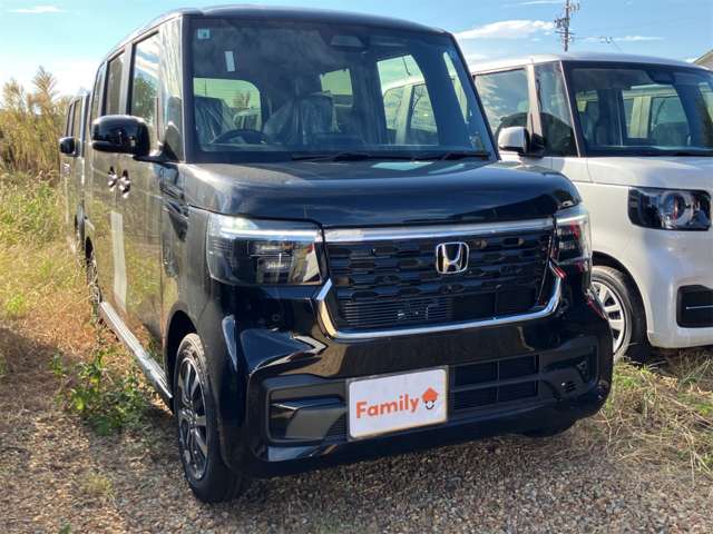 ホンダ Ｎ　ＢＯＸ カスタム ６６０ R8年 (東海) 99
