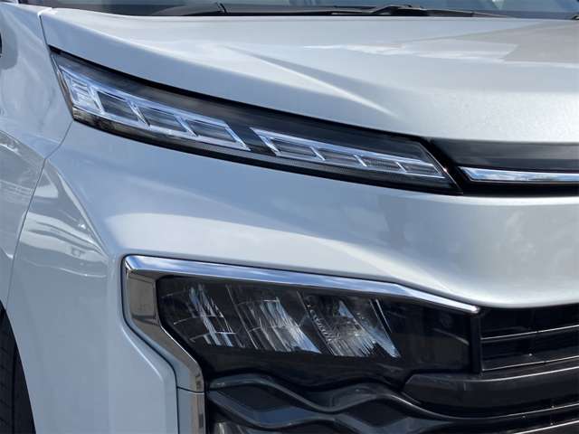 トヨタ ヴォクシー ２．０ Ｓ－Ｚ R8年 (東海) 99