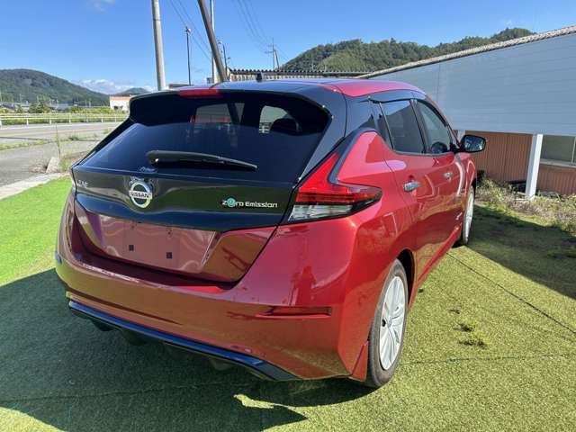 日産 リーフ Ｘ H29年 (近畿) 99