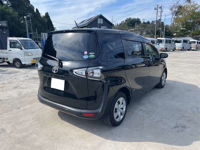 トヨタ シエンタ １．５ ファンベース Ｇ R1年 (関東) 99