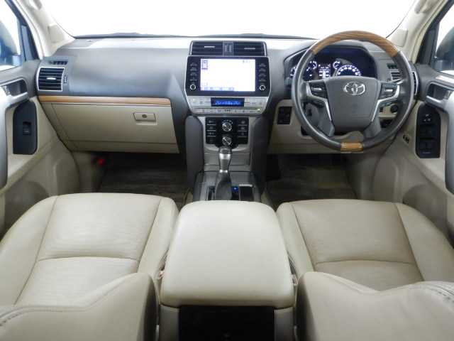 トヨタ ランドクルーザープラド ２．８ ＴＺ－Ｇ ディーゼルターボ ４ＷＤ R5年 () 99