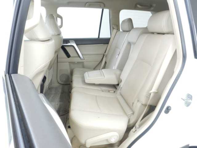 トヨタ ランドクルーザープラド ２．８ ＴＺ－Ｇ ディーゼルターボ ４ＷＤ R5年 () 99
