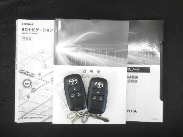トヨタ ルーミー １．０ カスタム Ｇ R4年 () 99