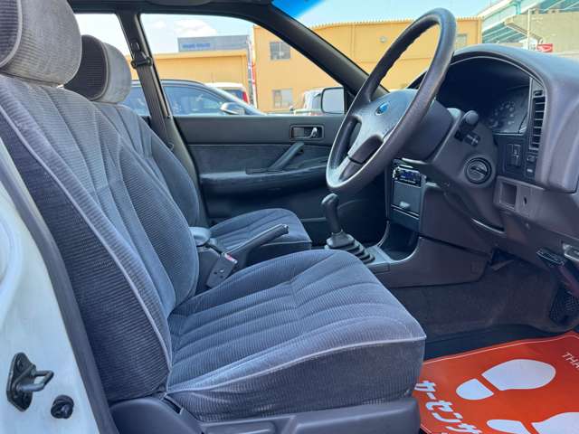 スバル レガシィセダン ２．０ ＴＺ ４ＷＤ H2年 (近畿) 99