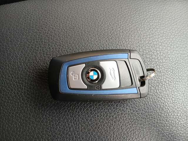 ＢＭＷ ３シリーズ ３２０ｄ　Ｍスポーツ H28年 (近畿) 99