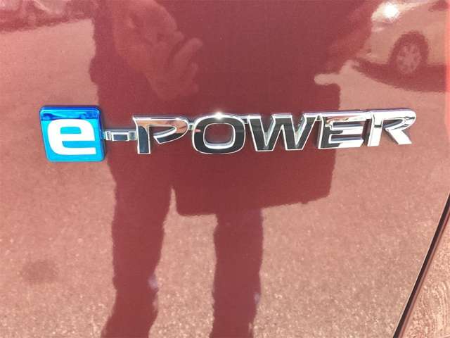 日産 セレナ １．２ Ｅ－ＰＯＷＥＲ ＸＶ H30年 () 99