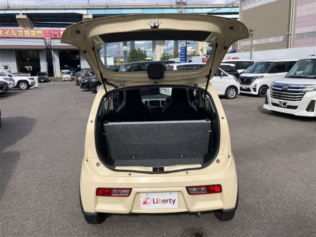 スズキ アルト ６６０ Ｆ レーダーブレーキサポート装着車 オートギヤシフト H27年 () 99