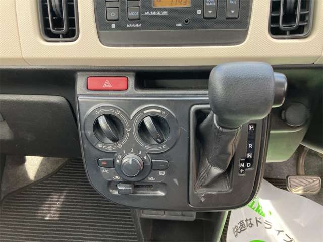 スズキ アルト ６６０ Ｆ レーダーブレーキサポート装着車 オートギヤシフト H27年 () 99