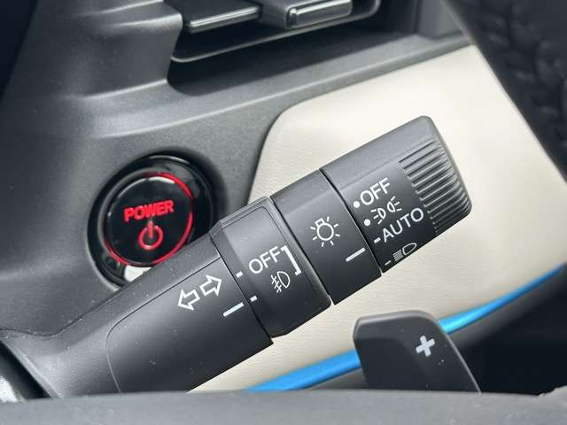 ホンダ ヴェゼル １．５ Ｅ：ＨＥＶ Ｚ プレイパッケージ R7年 (東海) 99
