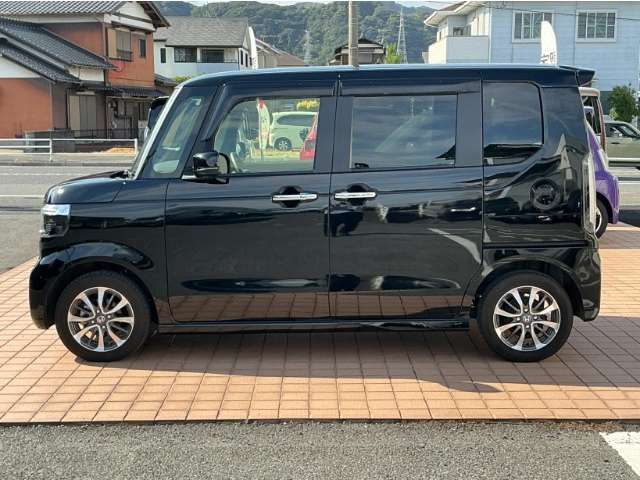 ホンダ Ｎ　ＢＯＸ カスタム ６６０ R7年 (九州・沖縄) 99