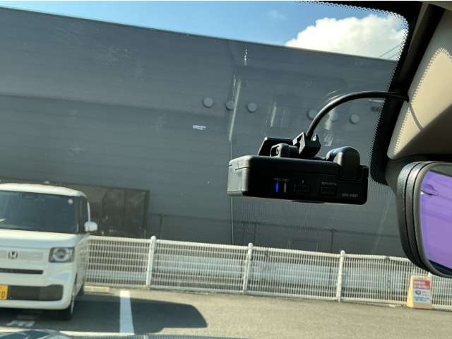 ホンダ ＺＲ－Ｖ ２．０ Ｅ：ＨＥＶ Ｚ R8年 (九州・沖縄) 99