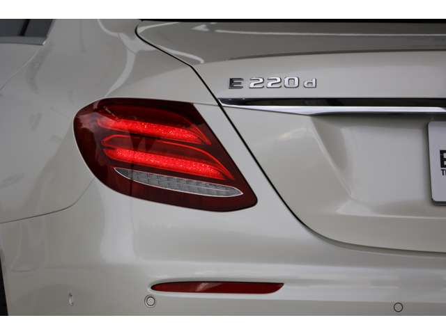 メルセデスベンツ Ｅクラス Ｅ２２０Ｄ アバンギャルド スポーツ ディーゼルターボ H28年 (近畿) 99