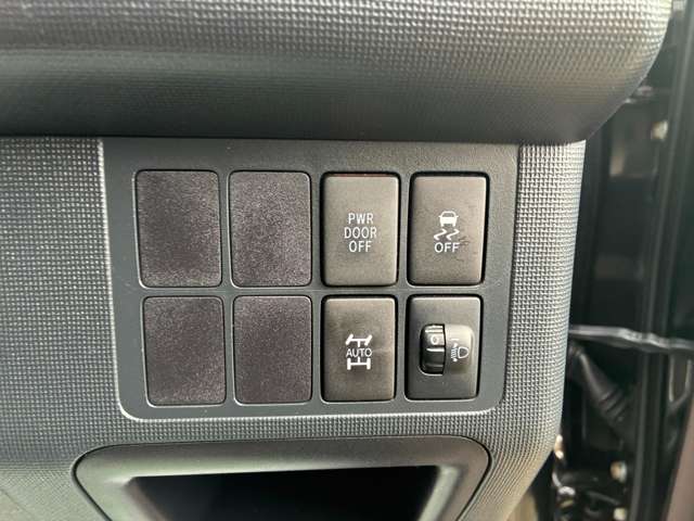 トヨタ スペイド １．５ Ｆ ４ＷＤ H25年 () 99