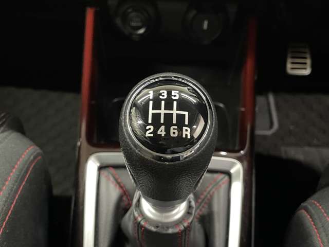 スズキ スイフト スポーツ １．４ セーフティパッケージ装着車 R1年 (近畿) 99