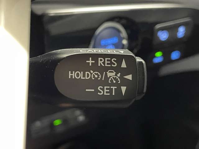 トヨタ プリウス １．８ Ａ H28年 (近畿) 99