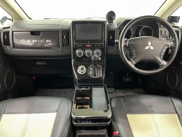 三菱 デリカ　Ｄ：５ ２．２ Ｄ パワーパッケージ ディーゼルターボ ４ＷＤ H26年 (近畿) 99