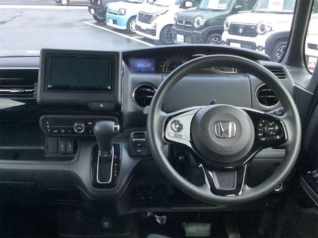 ホンダ Ｎ　ＢＯＸ カスタム ６６０ Ｌ R5年 (近畿) 99