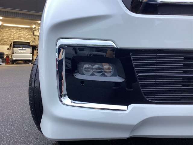ホンダ Ｎ　ＢＯＸ カスタム ６６０ Ｌ R5年 (近畿) 99
