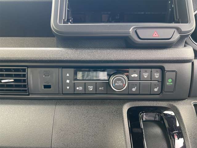 ホンダ Ｎ　ＢＯＸ カスタム ６６０ R8年 (近畿) 99