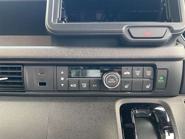 ホンダ Ｎ　ＢＯＸ カスタム ６６０ R8年 (近畿) 99