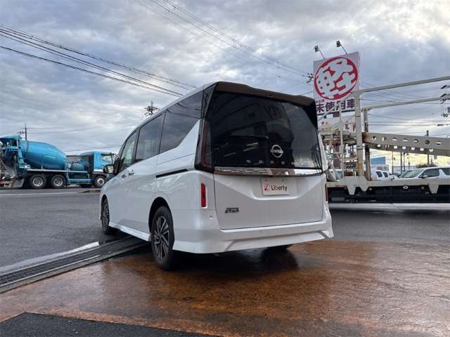 日産 セレナ ２．０ ハイウェイスターＶ R6年 () 99