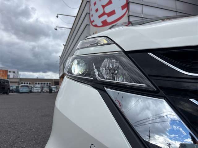 日産 セレナ ２．０ ハイウェイスター Ｖセレクション H30年 () 99