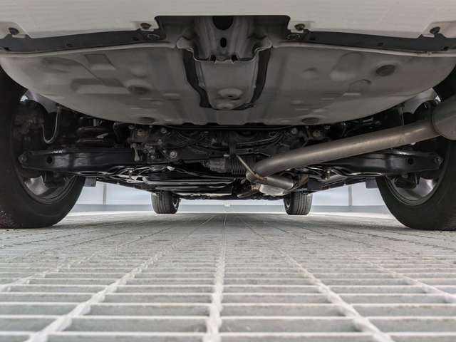 トヨタ ハリアー　ハイブリッド ２．５ ハイブリッド Ｅ－ＦＯＵＲ プレミアム アドバンストパッケージ ４ＷＤ H28年 (東北) 99