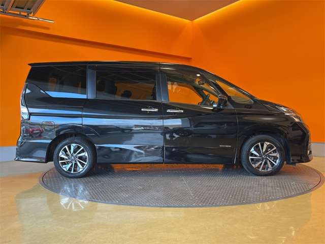 日産 セレナ ２．０ ハイウェイスター Ｖ R4年 () 99