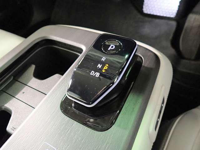 日産 アリア Ｂ６ R4年 (近畿) 99