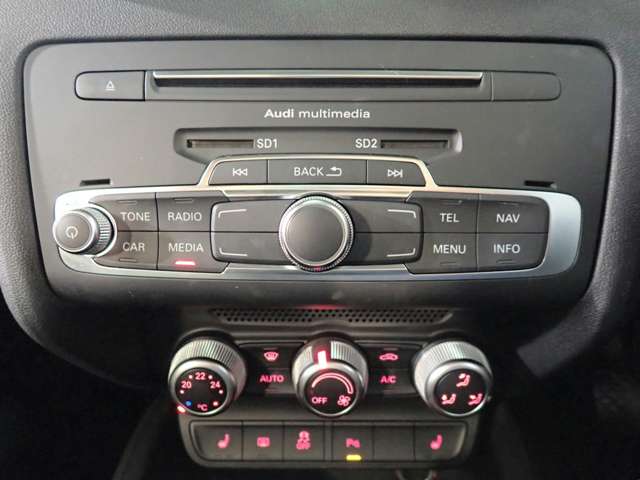 アウディ Ａ１　スポーツバック １．０　ＴＦＳＩ H30年 () 99