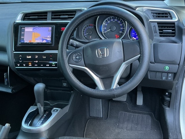 ホンダ フィット １．３ １３Ｇ Ｌパッケージ H26年 (近畿) 99