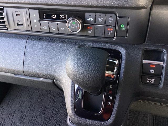 ホンダ Ｎ　ＢＯＸ カスタム ６６０ R7年 (近畿) 99