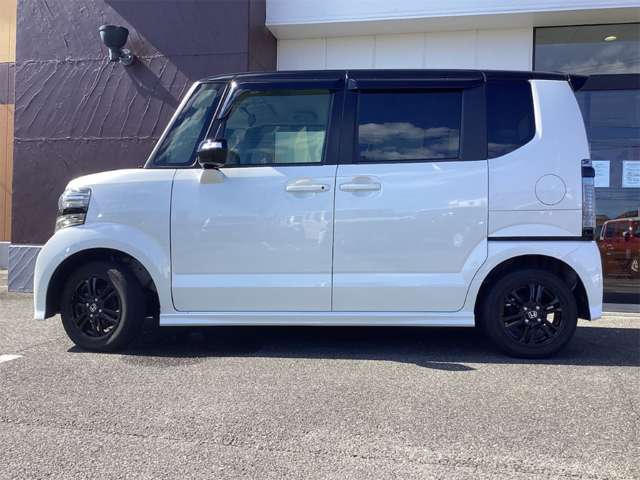 ホンダ Ｎ　ＢＯＸ ６６０ カスタムＧ ＳＳパッケージ ２トーンカラースタイル H29年 () 99