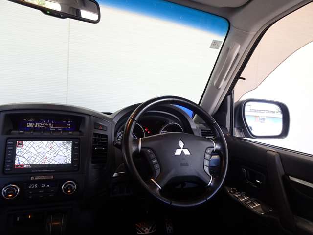 三菱 パジェロ ３．８ ロング スーパーエクシード ４ＷＤ H19年 (関東) 99