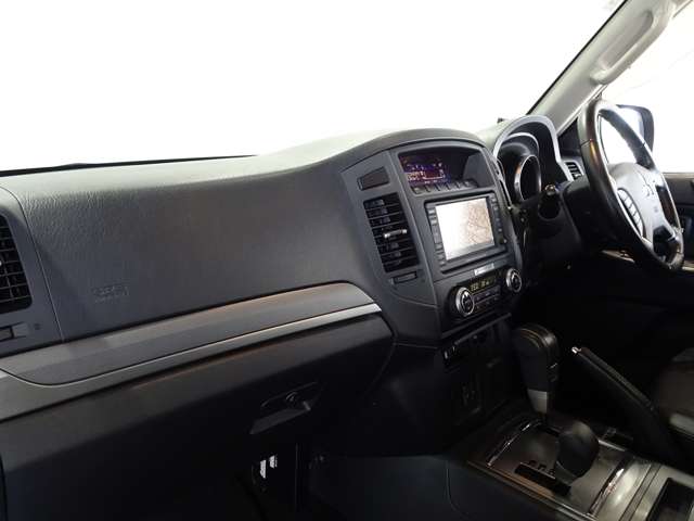 三菱 パジェロ ３．８ ロング スーパーエクシード ４ＷＤ H19年 (関東) 99