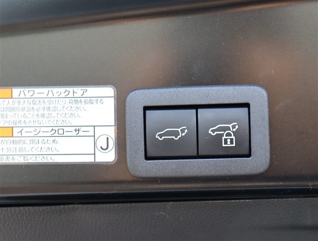 トヨタ ヤリスクロス　ハイブリッド １．５ ハイブリッド Ｚ R5年 () 99