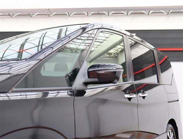 日産 セレナ ２．０ ハイウェイスター Ｖセレクション H30年 () 99