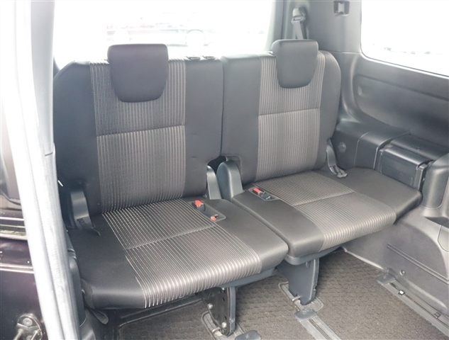 トヨタ ヴォクシー ２．０ ＺＳ H29年 () 99
