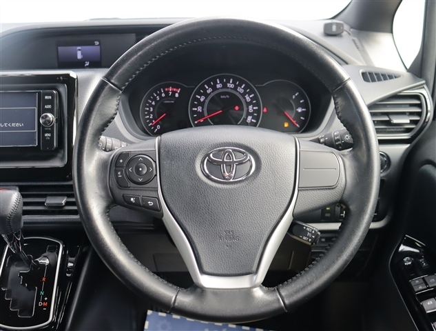 トヨタ ヴォクシー ２．０ ＺＳ H29年 () 99