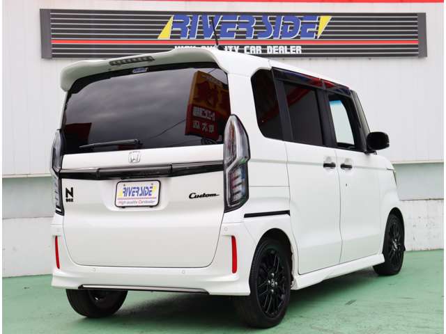 ホンダ Ｎ　ＢＯＸ カスタム ６６０ Ｌ ターボ スタイルプラス ブラック R4年 (関東) 99