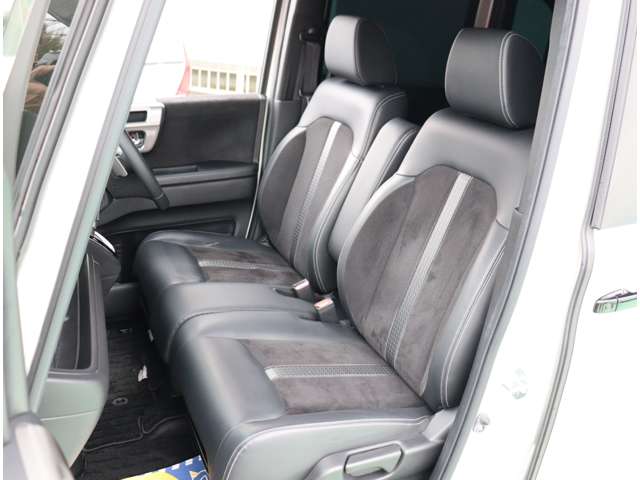 ホンダ Ｎ　ＢＯＸ カスタム ６６０ Ｌ ターボ スタイルプラス ブラック R4年 (関東) 99