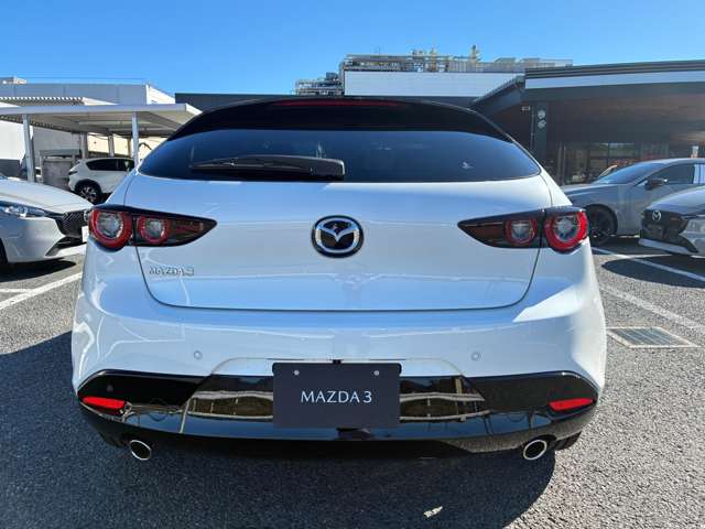 マツダ ＭＡＺＤＡ３　ファストバック ２．０ ２０Ｓ レトロスポーツエディション R8年 (関東) 99