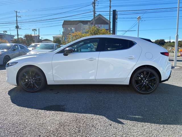 マツダ ＭＡＺＤＡ３　ファストバック ２．０ ２０Ｓ レトロスポーツエディション R8年 (関東) 99