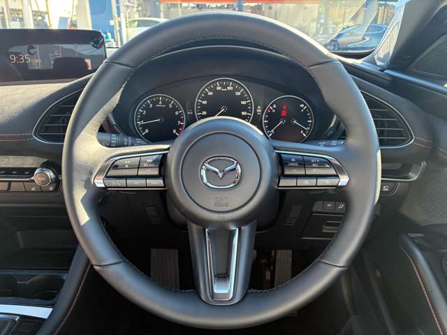 マツダ ＭＡＺＤＡ３　ファストバック ２．０ ２０Ｓ レトロスポーツエディション R8年 (関東) 99
